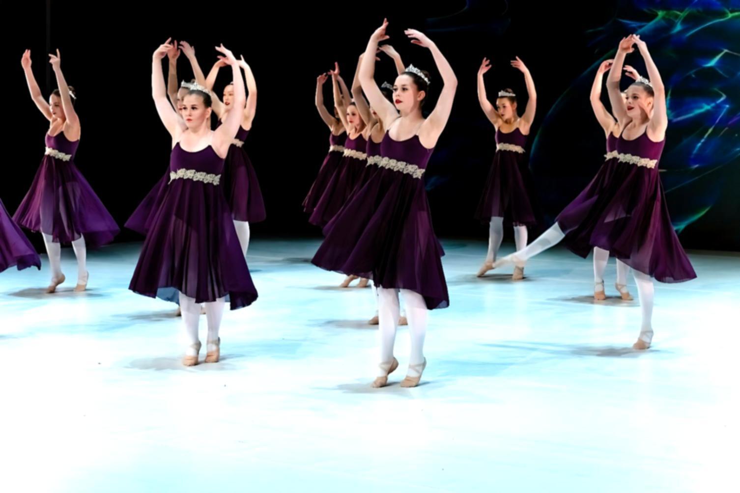 Momento di studio individuale nella sala danza